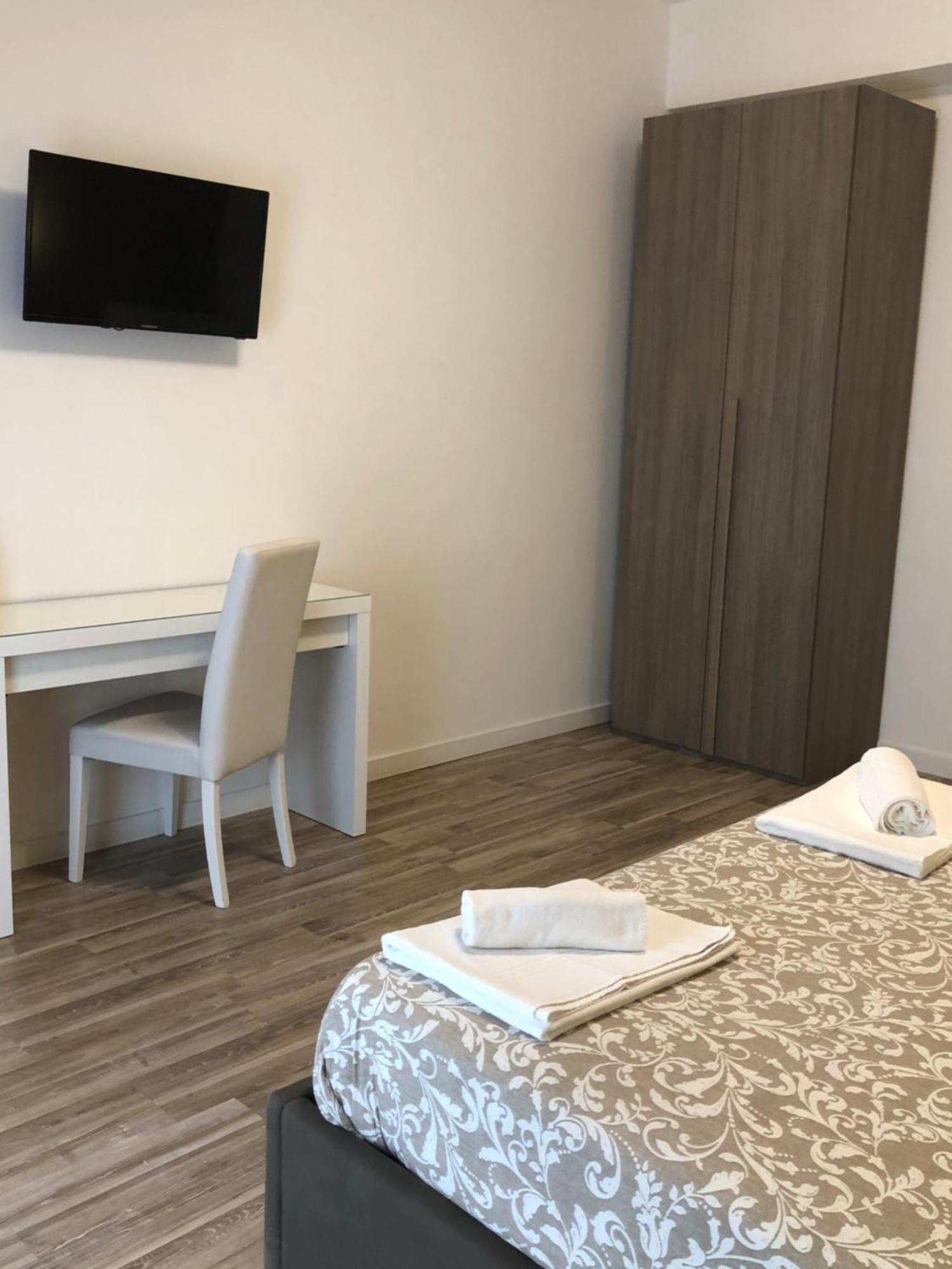 Vmh Vatican Modern House Roma Ngoại thất bức ảnh