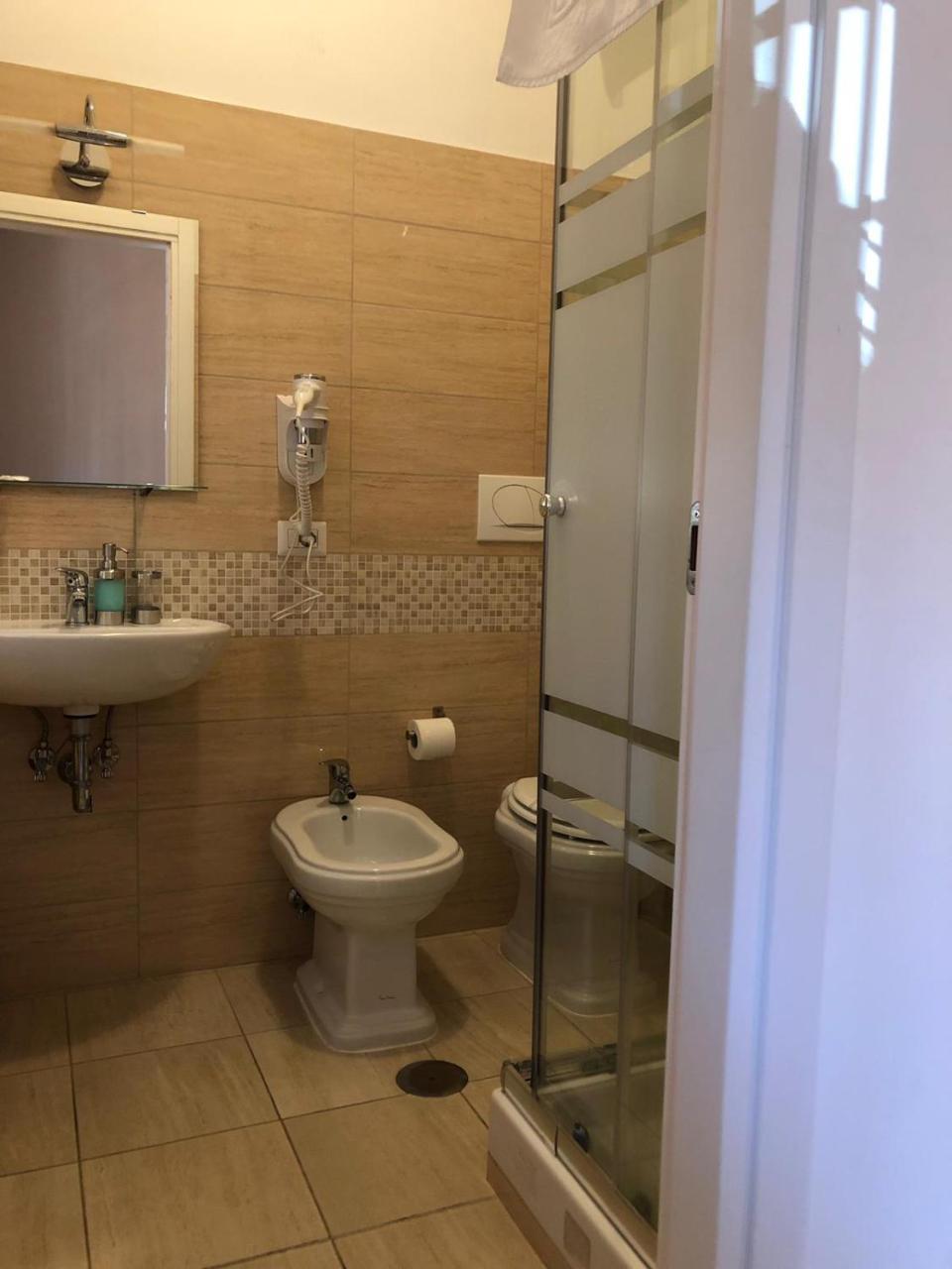 Vmh Vatican Modern House Roma Ngoại thất bức ảnh